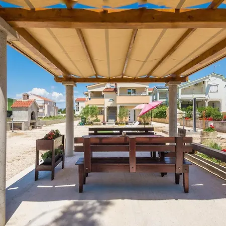 Apartman Ujakovic