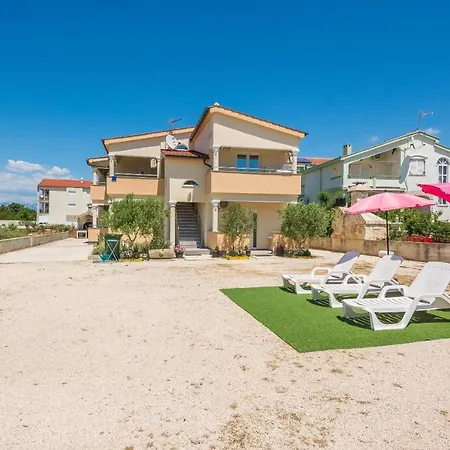 Apartment Ujakovic Privlaka (Zadar)