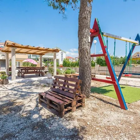 Apartman Ujakovic *