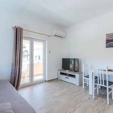 Apartment Ujakovic